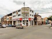 ALQUILER PRIMER, SEGUNDO PISO ESQ. TUNGURAHUA CS