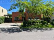 Alquiler Temporal Casa en Pilar del Este Barrio Santa... Alquiler Temporal Casa en Pilar del Este Barrio Santa...