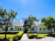 Alquiler temporal de casa 7 ambientes en Barrio Laguna...