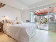 Alquiler temporario departamento monoambiente con patio...