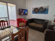 ALQUILER TEMPORARIO · DPTO 2D · PATIO CON ASADOR ·...