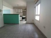 ALQUILER UN DORMITORIO FRENTE AL HOSPITAL DE NIÑOS...