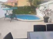 Alquiler y venta, casa amoblada, de 4 Dormitorios con...