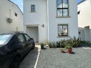 ALQUILER/RENTA CASA AMOBLADA EN URBANIZACION LA RIOJA,...