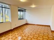 ALQUILO ACOGEDOR DPTO 2DO PISO de 4 DORM+ 3 BAÑOS en...