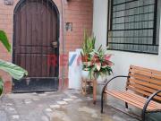 Alquilo Amplia Casa En Zona Centrica De Lince Alquilo Amplia Casa En Zona Centrica De Lince