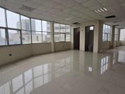 ALQUILO AMPLIA OFICINA O LOCAL COMERCIAL EN SANTA CATALINA