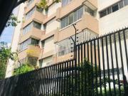 Alquilo apartamento 144m2 2H 3B 1Pto. Los Caobos 4824 Alquilo apartamento 144m2 2H 3B 1Pto. Los Caobos 4824