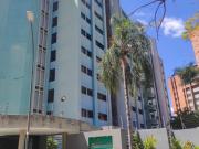 Alquilo apartamento 170m2 Las Esmeraldas 0102