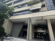 Alquilo apartamento 250m2 Los Chorros 9995