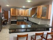 Alquilo apartamento amoblado 184m2 Escampadero 9820