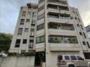 Alquilo apartamento amoblado 52m2 Altamira 0847