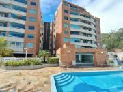 Alquilo Apartamento de 119m2 3h/2b/2p.e Lomas del Sol