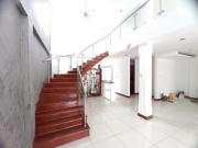 ALQUILO BELLO DUPLEX 4TO Y QUINTO PISO CON AIRES URB...