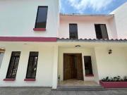 Alquilo Casa 3 dormitorios, Santa Cecilia zona cerrada