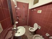 ALQUILO CASA CENTRICA 2 DOR CON PATIO $400.000 +TASAS...