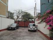 ALQUILO CASA DE 2 PLANTAS PARA VIVIENDA/OFICINA, EN...