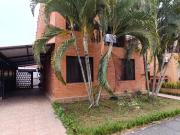 Alquilo Casa De Dos Plantas En Conjunto Residencial La...