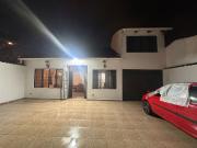 AlQUILO CASA EN EL BARRIO SANTA ANITA