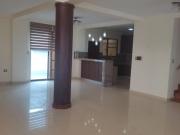 ALQUILO CASA EN ESMERALDAS