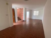 Alquilo casa en Manta en urbanizacion privada a 4...