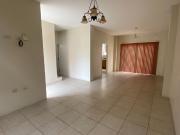 alquilo casa en Manta en urbanizacion privada a dos...