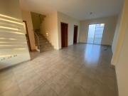 Alquilo casa en Manta en urbanizacion privada zona sur