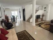 Alquilo casa en Urbanización Napoli con aires y cortinas