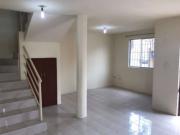 Alquilo casa Urb Malaga 1 via a Salitre