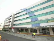 Alquilo consultorio medico amoblado para compartir en...