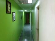 Alquilo cubículo/oficina 20m2 Centro de Caracas 0827