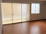 Alquilo depa remodelado de 3 dormitorios en piso 7...