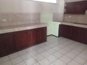 ALQUILO DEPARTAMENTO 3D URDESA CON GARAJE CERRADO DEA41323