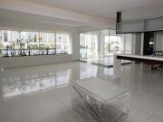 Alquilo departamento de 255m² a $2,800 cerca al Óvalo...