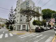 Alquilo departamento en Barranco