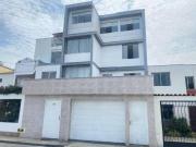 Alquilo Departamento en el 2do piso en San Isidro S/ 2,300