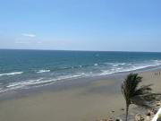 Alquilo departamento en Manta amoblado con vista al mar...