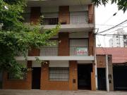 Alquilo departamento externo Escalera