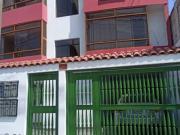 Alquilo Departamento Piso 2 en Urb. Roma CERCADO DE LIMA
