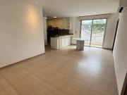 Alquilo departamento planta baja en Vía Samborondon