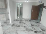 Alquilo departamento de 3 dormitorios en primer piso en...