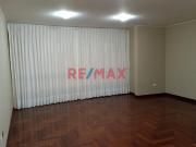Alquilo Departamento S/2,500.00 Lomas De La Molina Por...