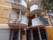 Alquilo Dpto. 1dorm. Montevideo esq. Corro