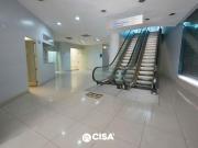 Alquilo Edificio Comercial Premium en Esquina – Moderno,...