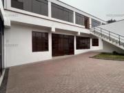 ALQUILO Excelente local administrativo comercial en Huachipa