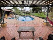 ALQUILO FINCA FAMILIAR EN CERRITOS POR NOCHES O TEMPORADAS