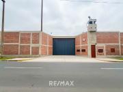 Alquilo Local Industrial O Comercial En Ate Con...