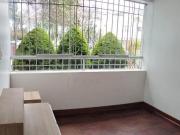 Alquilo habitación con baño + Estacionamiento San Isidro