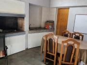 Alquilo hermosa casa con piscina, b del pilar