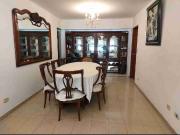 Alquilo hermoso, amplio y céntrico departamento amoblado...